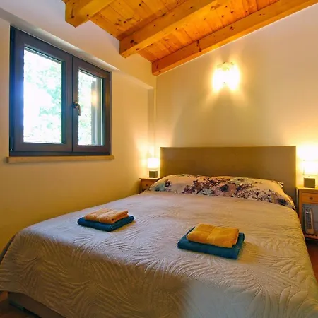 Mit Privatpool Fuer 4 Personen Ca 45 Qm In Valtura, Istrien Suedkueste Von Istrien Holiday home