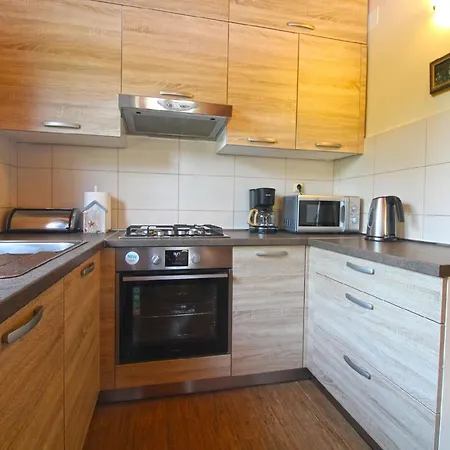 Mit Privatpool Fuer 4 Personen Ca 45 Qm In Valtura, Istrien Suedkueste Von Istrien * Valtura